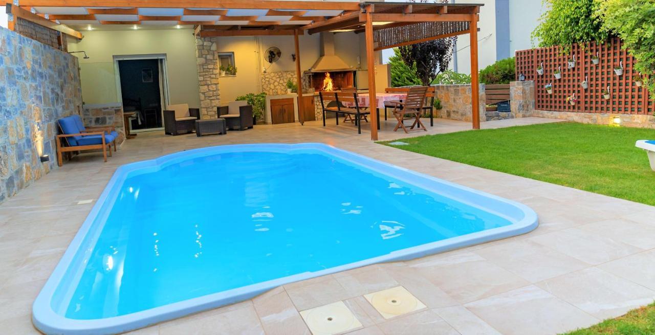 Maria With Heated Pool, Next To The Kokkini Hani